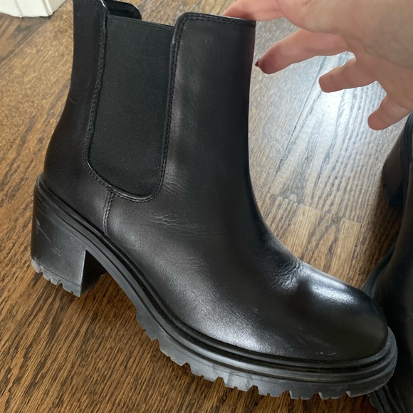 Geox Lug Boot - Picture 6 of 9